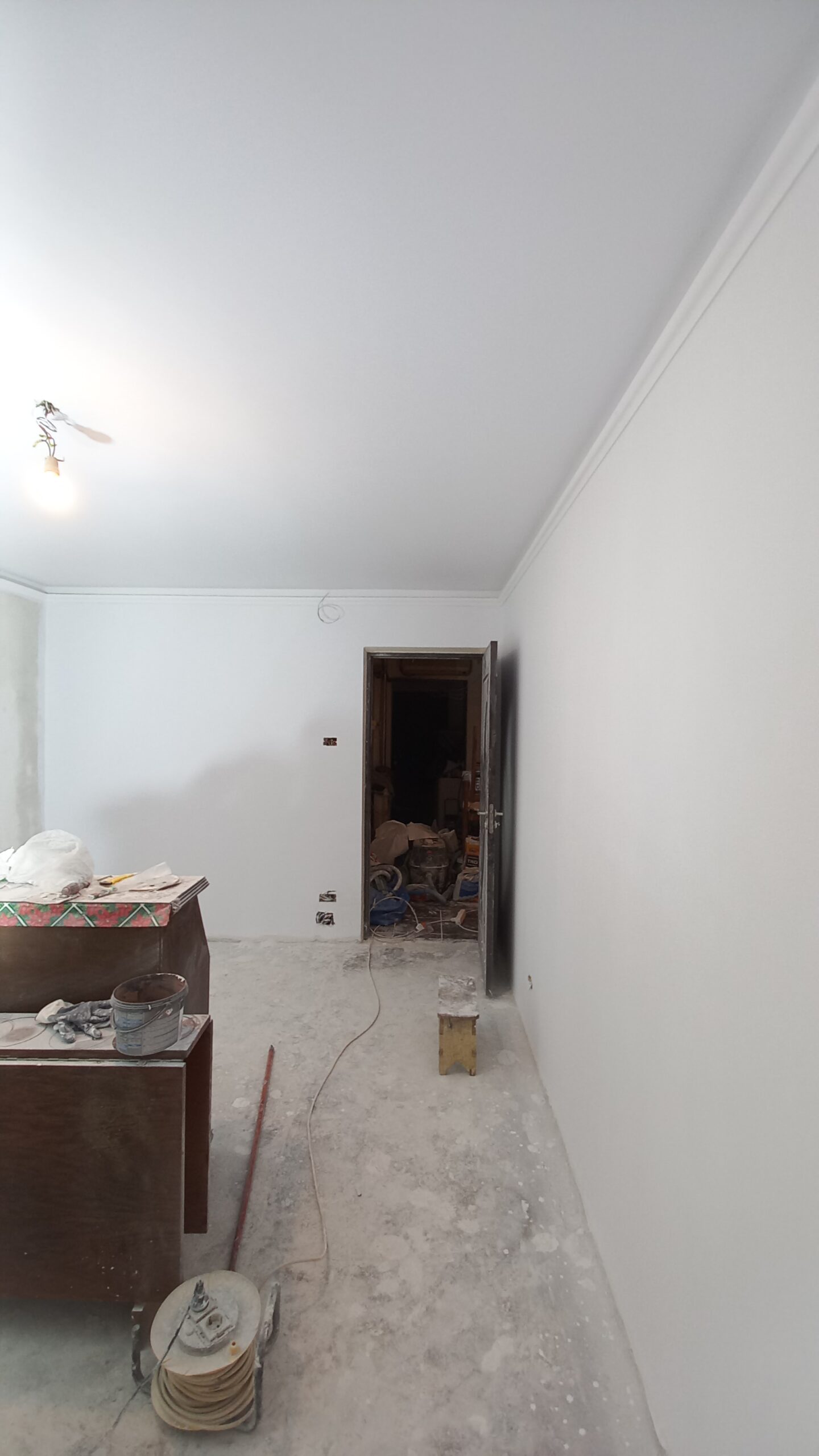 Pregătire amorsă și lavabilă living apartament Buzău