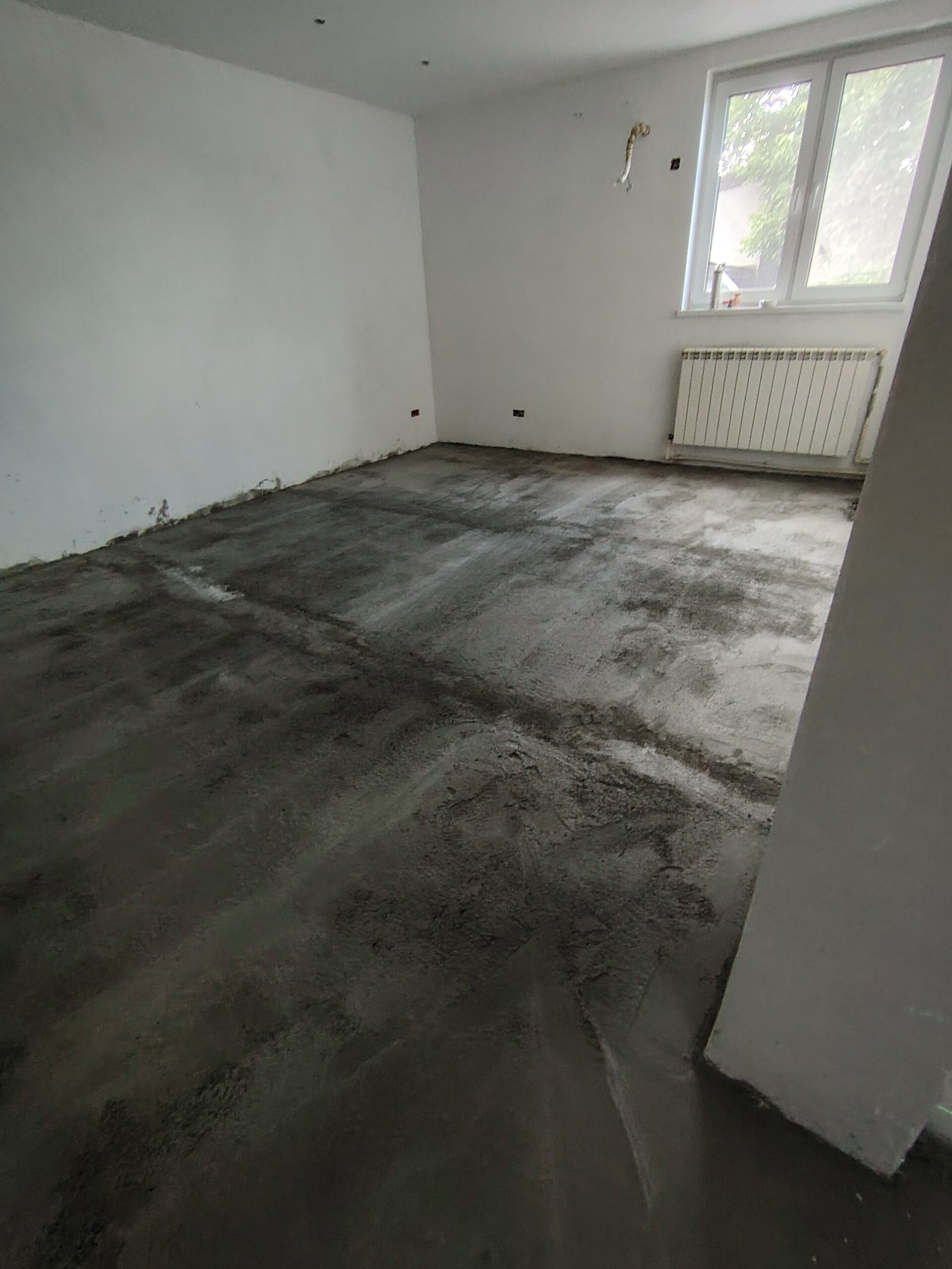 Lucrare șapă grosieră realizată manual